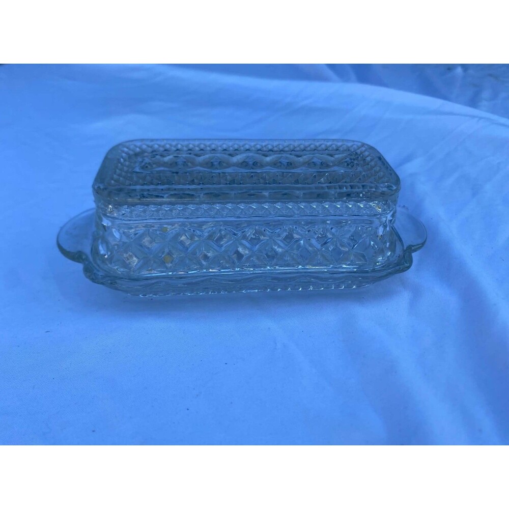 Vtg 1960s ANCHOR HOCKING Wexford Diamond Cut Pattern Covered Glass Butter Dish